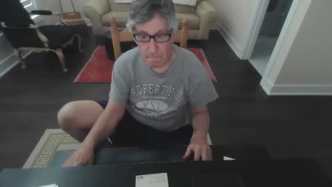 Snapshot of preppydave2525 chatting on November 2025 05:59:01 PM preppydave2525 online show from November 2025 05:59:01 PM