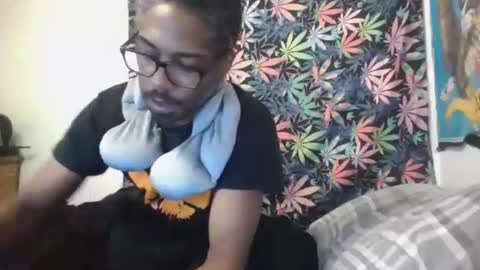 Libra Lamont online show from November 2025 08:46:02 AM