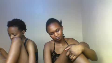 Snapshot of prettie_candy9 chatting on October 2025 12:50:02 AM Prettie candy9 online show from October 2025 12:50:02 AM