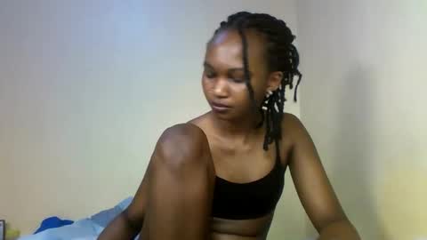 Snapshot of prettie_candy9 chatting on October 2025 12:24:02 PM Prettie candy9 online show from October 2025 12:24:02 PM