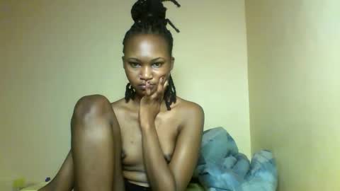 Snapshot of prettie_candy9 chatting on October 2025 04:33:02 AM Prettie candy9 online show from October 2025 04:33:02 AM