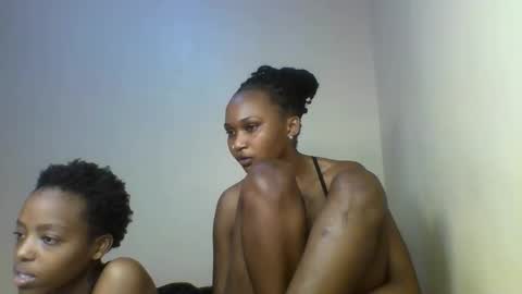 Snapshot of prettie_candy9 chatting on October 2025 12:33:02 AM Prettie candy9 online show from October 2025 12:33:02 AM