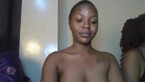 Bad gurl Riri online show from November 2025 02:18:01 PM