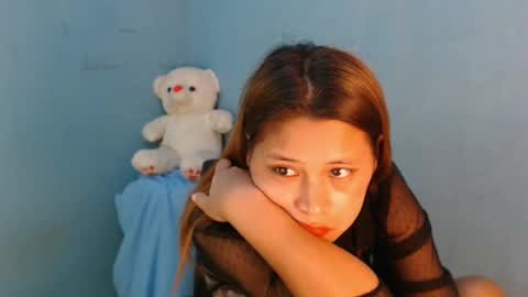 ELLA online show from December 2024 03:35:01 AM