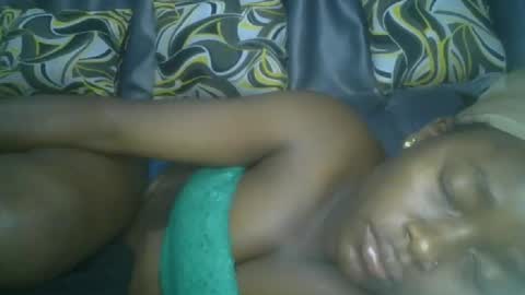 abella online show from September 2025 11:05:02 PM