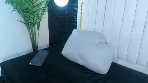 Carla  online show from January 2025 08:33:01 PM