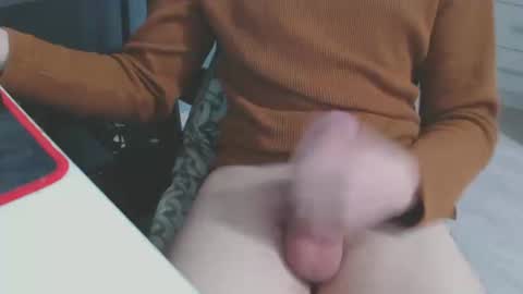 Pretty boy online show from February 2025 09:30:01 AM