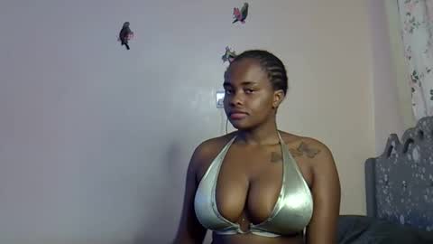 pretty_daina3 online show from April 2026 11:17:01 AM