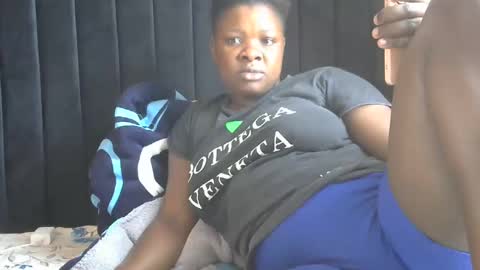 pretty_gaal online show from December 2024 06:25:02 AM