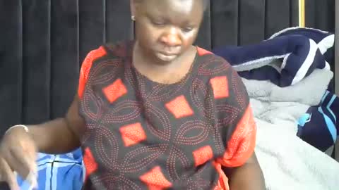 pretty_gaal online show from February 2025 05:08:01 AM