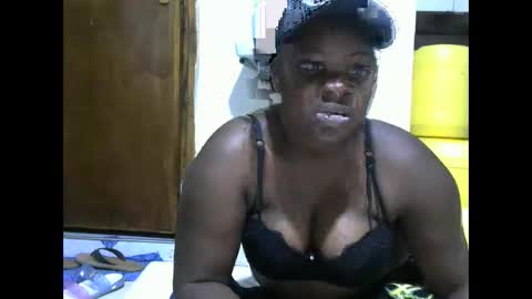 pretty_gaal online show from October 2025 01:41:02 PM
