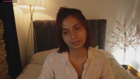 pretty_goddess online show from June 2026 01:44:02 AM