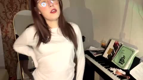 Sophie  online show from January 2025 03:32:02 AM