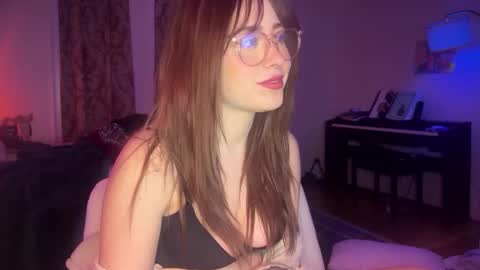 Sophie  online show from January 2025 05:05:01 AM