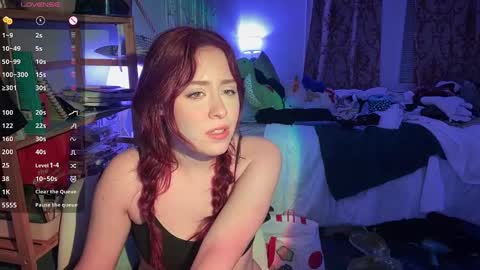 Sophie  online show from February 2025 12:48:01 AM