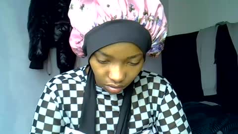 Snapshot of pretty_jazminee chatting on June 2026 06:29:01 AM pretty jazminee online show from June 2026 06:29:01 AM