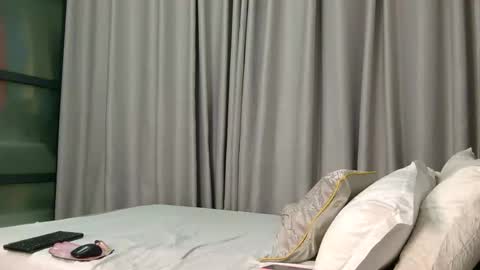 pretty_josey online show from April 2026 05:55:02 AM