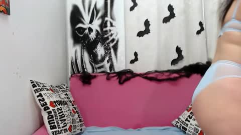 Snapshot of pretty_malika chatting on October 2025 03:31:01 AM pretty_malika online show from October 2025 03:31:01 AM