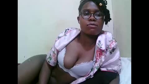 Snapshot of pretty_mellan chatting on January 2025 11:50:02 PM pretty_mellan online show from January 2025 11:50:02 PM