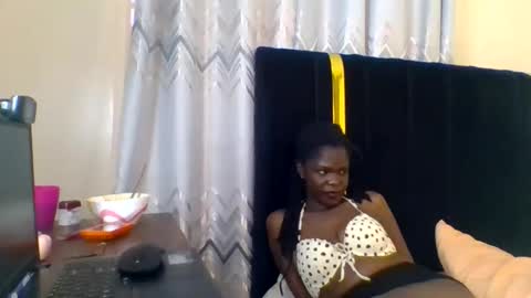 Snapshot of pretty_naya chatting on October 2025 04:21:01 AM naya online show from October 2025 04:21:01 AM