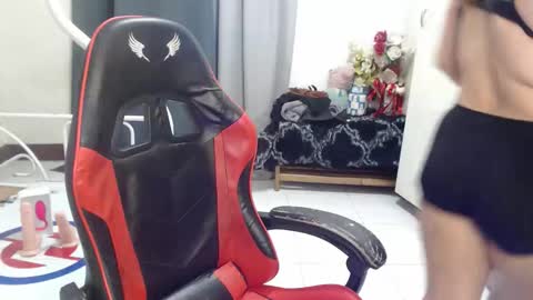 Its me NicoLe online show from February 2026 02:27:02 PM