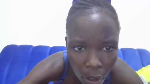 pretty_petite_ebony online show from December 2024 01:52:02 AM