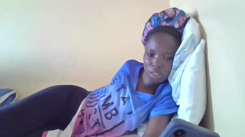 pretty_petite_ebony online show from February 2025 11:04:01 AM