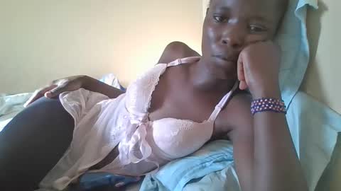 pretty_petite_ebony online show from February 2025 02:32:02 PM