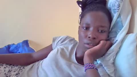 pretty_petite_ebony online show from February 2025 12:25:02 PM
