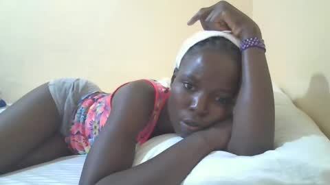 pretty_petite_ebony online show from March 2025 02:41:02 AM