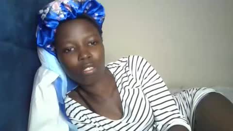 pretty_petite_ebony online show from February 2026 09:44:02 PM