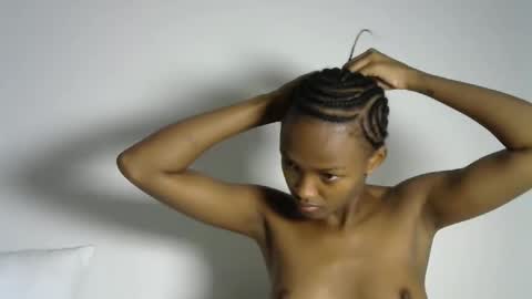 Pretty doll online show from February 2026 10:19:02 PM