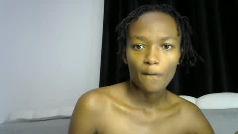 Snapshot of pretty_queennie chatting on June 2026 06:50:01 PM Pretty doll online show from June 2026 06:50:01 PM