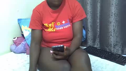 pretty_sheanna online show from November 2025 08:30:01 PM