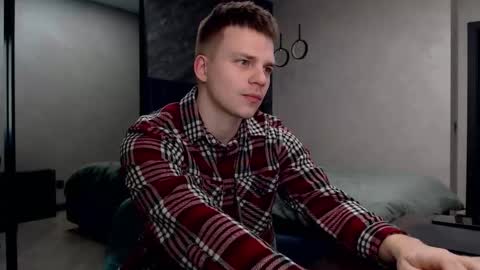 Snapshot of pretty_sweety chatting on February 2025 06:59:02 AM Justin online show from February 2025 06:59:02 AM