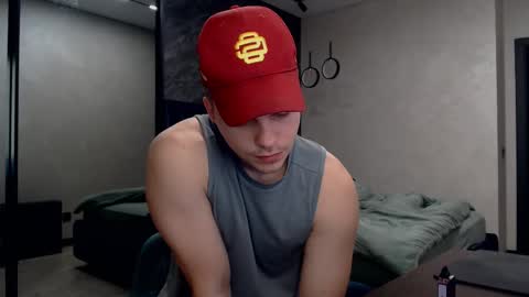 Snapshot of pretty_sweety chatting on February 2025 04:39:01 AM Justin online show from February 2025 04:39:01 AM