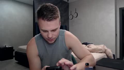Snapshot of pretty_sweety chatting on October 2025 02:53:01 AM Justin online show from October 2025 02:53:01 AM