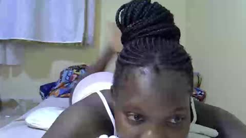 pretty_tiffany7 online show from April 2026 05:39:02 PM