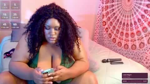 Snapshot of prettybabee120 chatting on February 2025 03:13:01 AM Miss Pretty online show from February 2025 03:13:01 AM