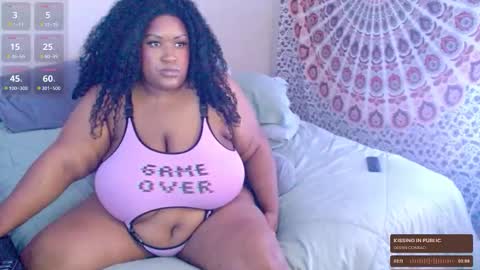 Snapshot of prettybabee120 chatting on October 2025 02:52:01 AM Miss Pretty online show from October 2025 02:52:01 AM