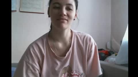 Bella online show from February 2025 05:19:02 AM