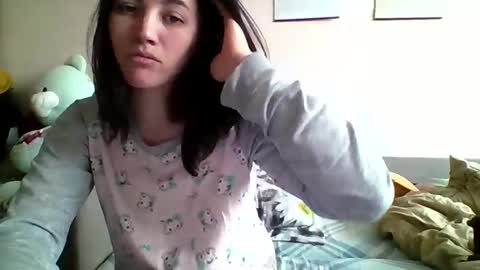 Bella online show from April 2026 08:50:02 AM