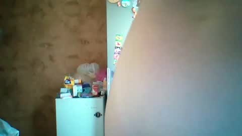 Snapshot of prettybella_7 chatting on July 2026 11:12:01 AM Bella online show from July 2026 11:12:01 AM