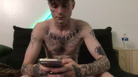 pretty boy online show from November 2025 04:01:02 AM