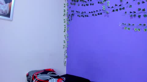 Enzo  Denis online show from February 2025 10:18:01 PM