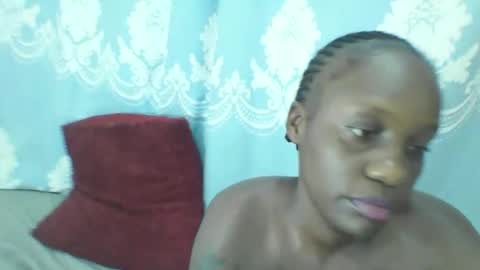 SHANIA online show from February 2025 07:19:02 PM