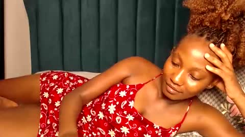 Mary online show from November 2025 05:20:01 PM