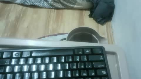 prettyjhona online show from April 2026 06:13:02 PM