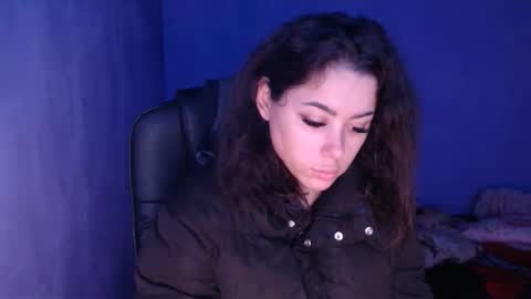 prettyjulliette online show from December 2024 08:48:01 AM