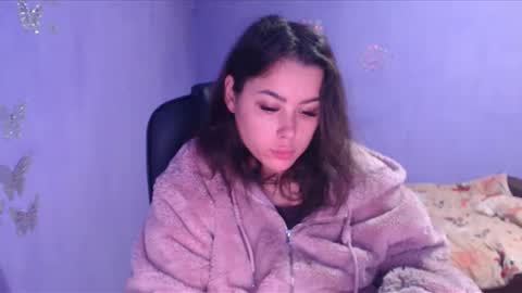 prettyjulliette online show from January 2025 02:08:02 PM